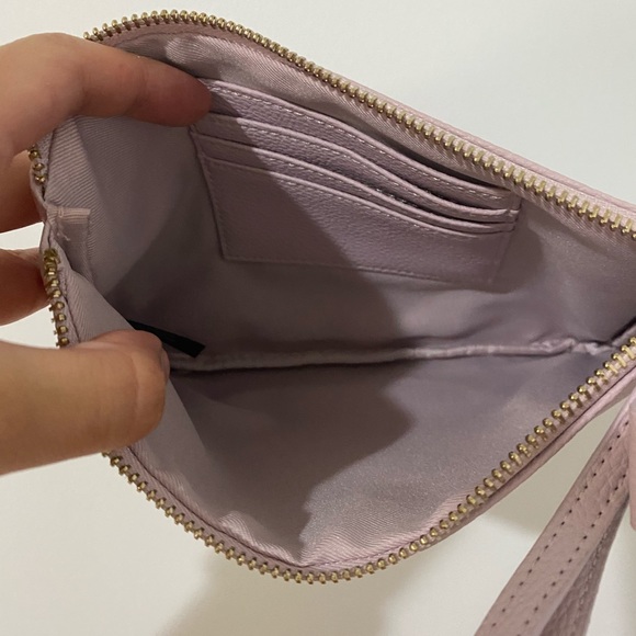 Lavendar Guess Wristlet (brand new) - Picture 3 of 3